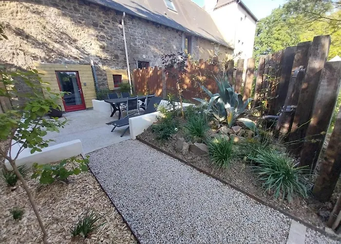 Studio Meuble Avec Terrasse Axe Rennes Saint Malo