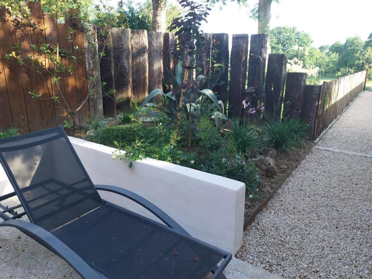 Meuble Avec Terrasse Axe Rennes Saint Malo Holiday home *