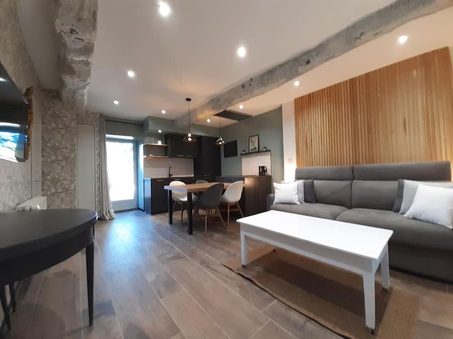 Meuble Avec Terrasse Axe Rennes Saint Malo Holiday home